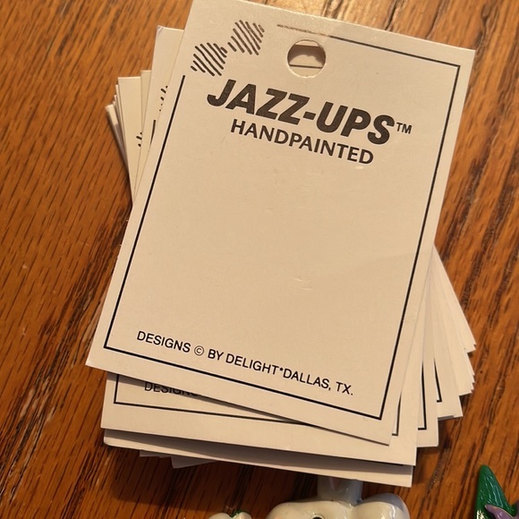Jazz ups hand painted pins - Picture 2 of 5